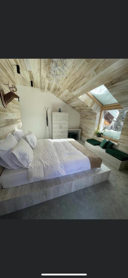 Sidharta Resort Obârşia Lotrului Eksteriør billede