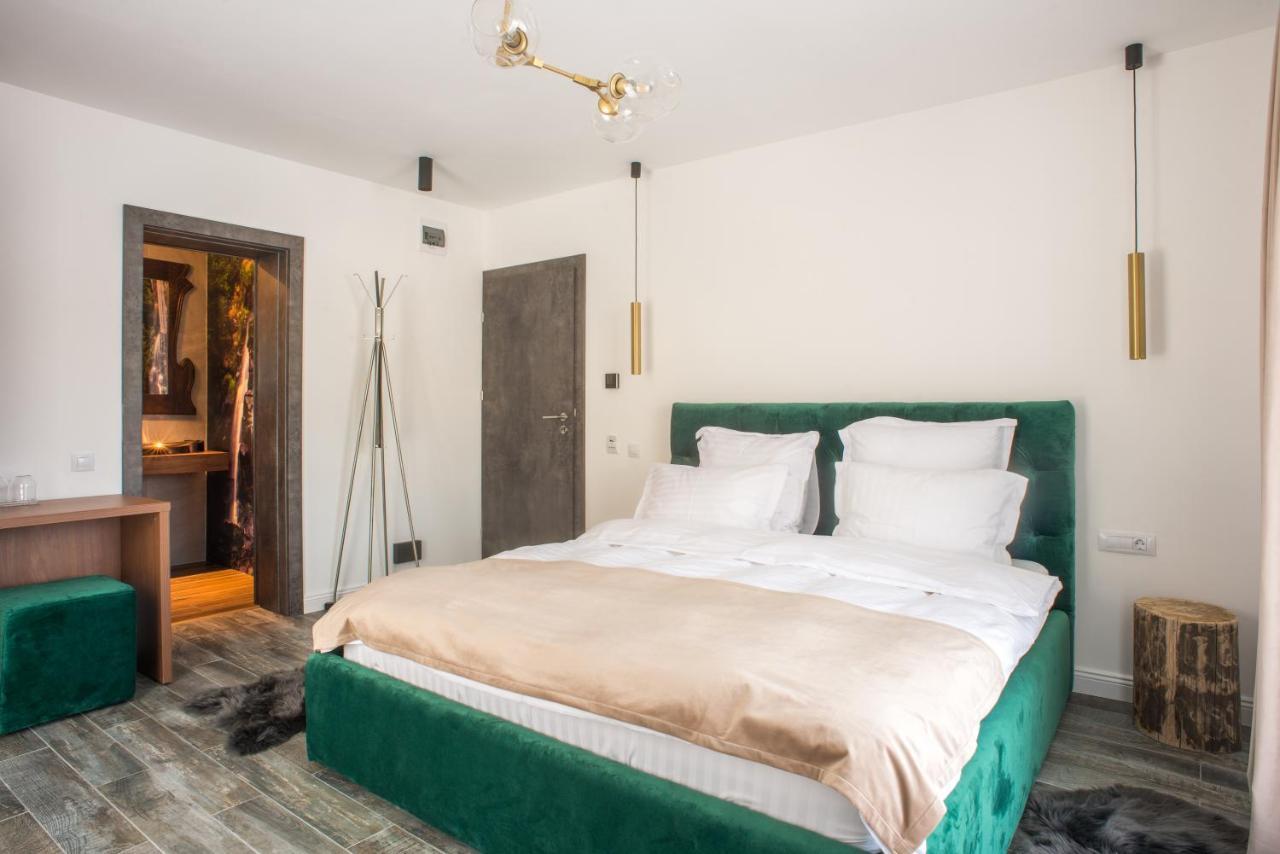 Sidharta Resort Obârşia Lotrului Eksteriør billede
